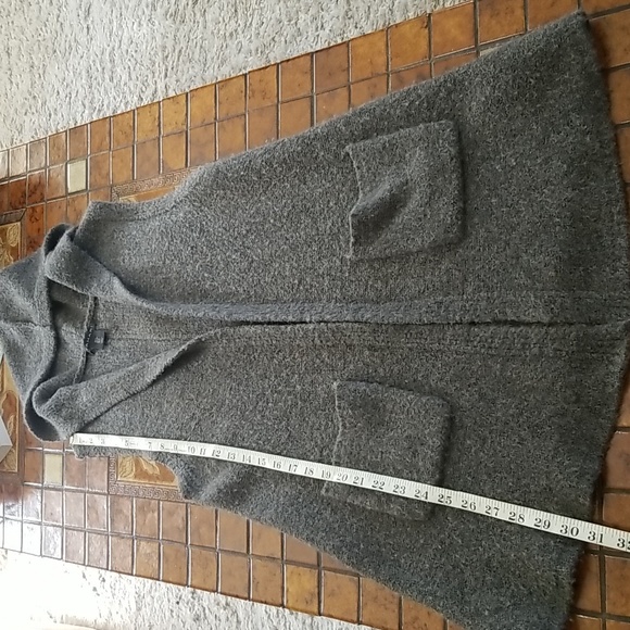 Sweater vest - Picture 4 of 8